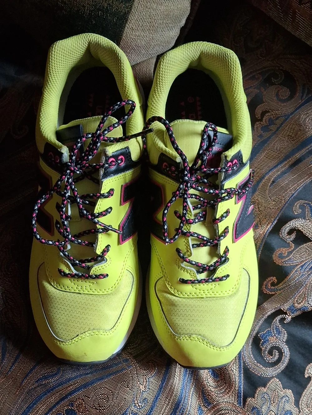 NEW BALANCE YELLOW Sneakers